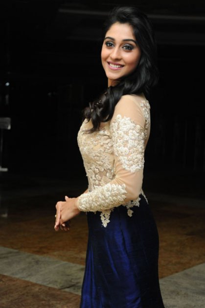 Regina-at-Pilla-Nuvvu-leni-Jeevitham-Success-Meet